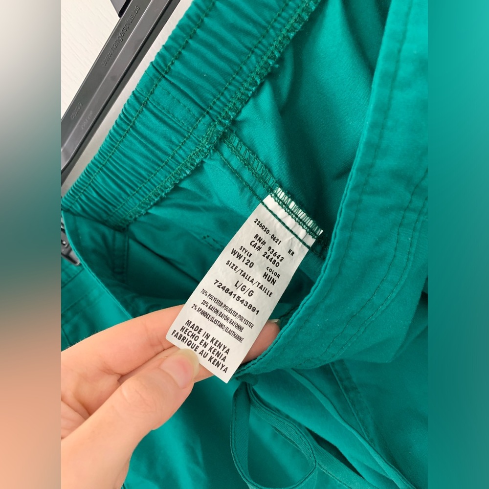 Cherokee Hunter Green Cargo Scrub Pants - Picture 13 of 13